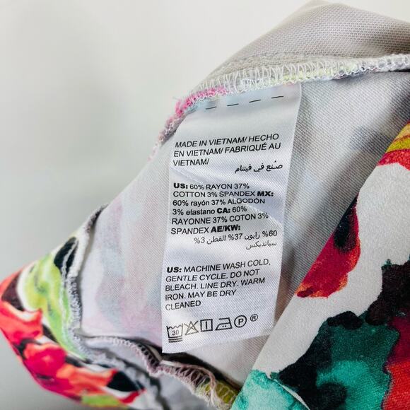 Chico's Pants XL 3 16 Ankle Floral Print Pull On Tropical - Picture 4 of 4